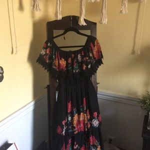 Beautiful maxi floral Spanish-esque dress